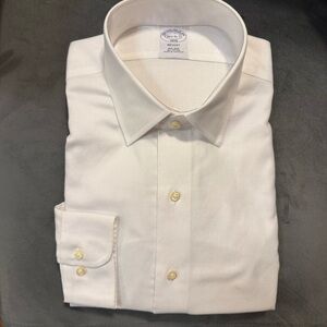 NWT Brooks Brothers Regent Fit Luxury Non Iron Cotton Dress Shirt White Textured